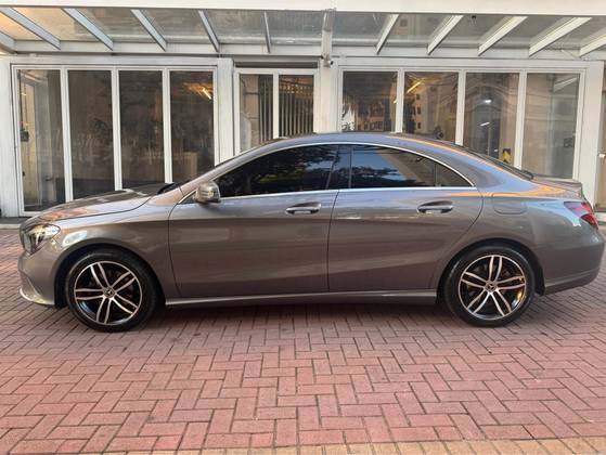 MERCEDES-BENZ CLA 180 1.6 CGI GASOLINA 7G-DCT MERCEDES-BENZ CLA 180 1.6 CGI GASOLINA 7G-DCT